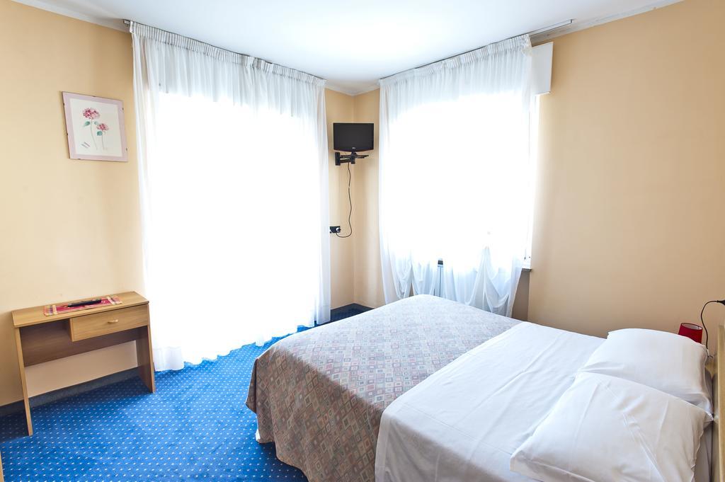 נאגו Hotel Rubino מראה חיצוני תמונה