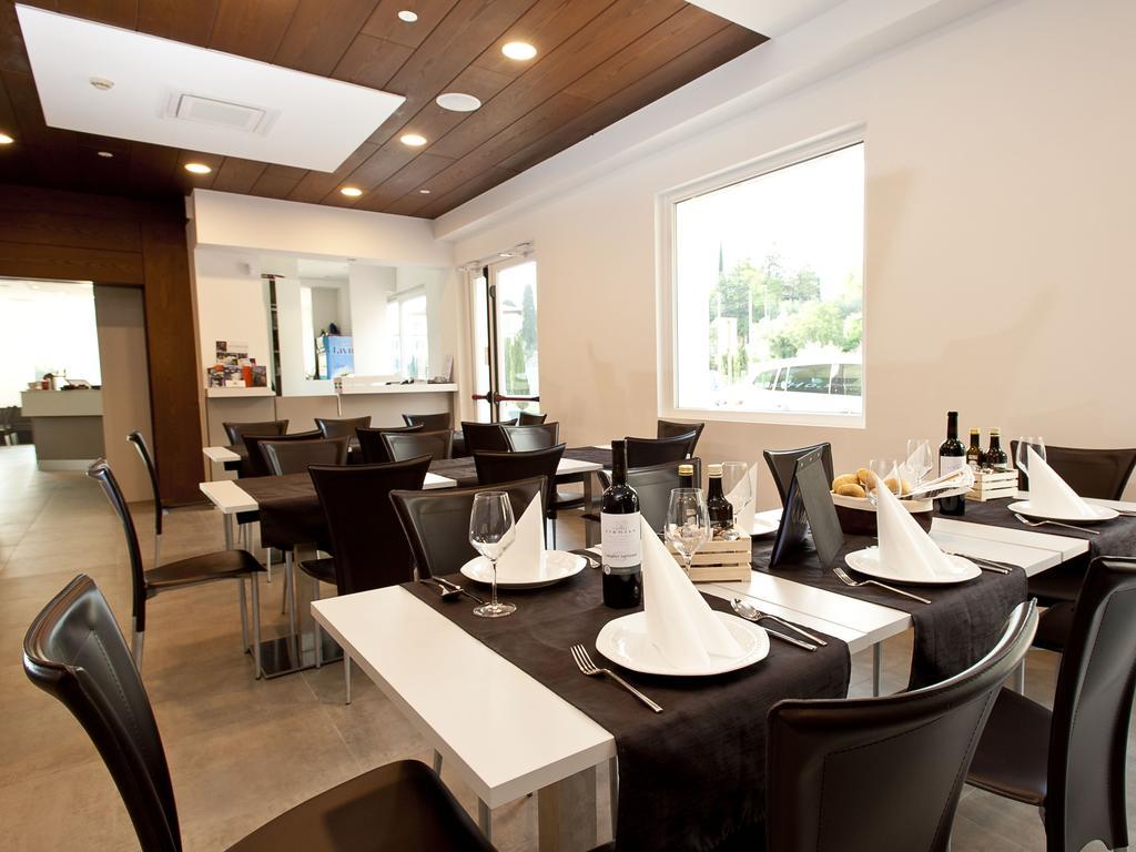 נאגו Hotel Rubino מראה חיצוני תמונה