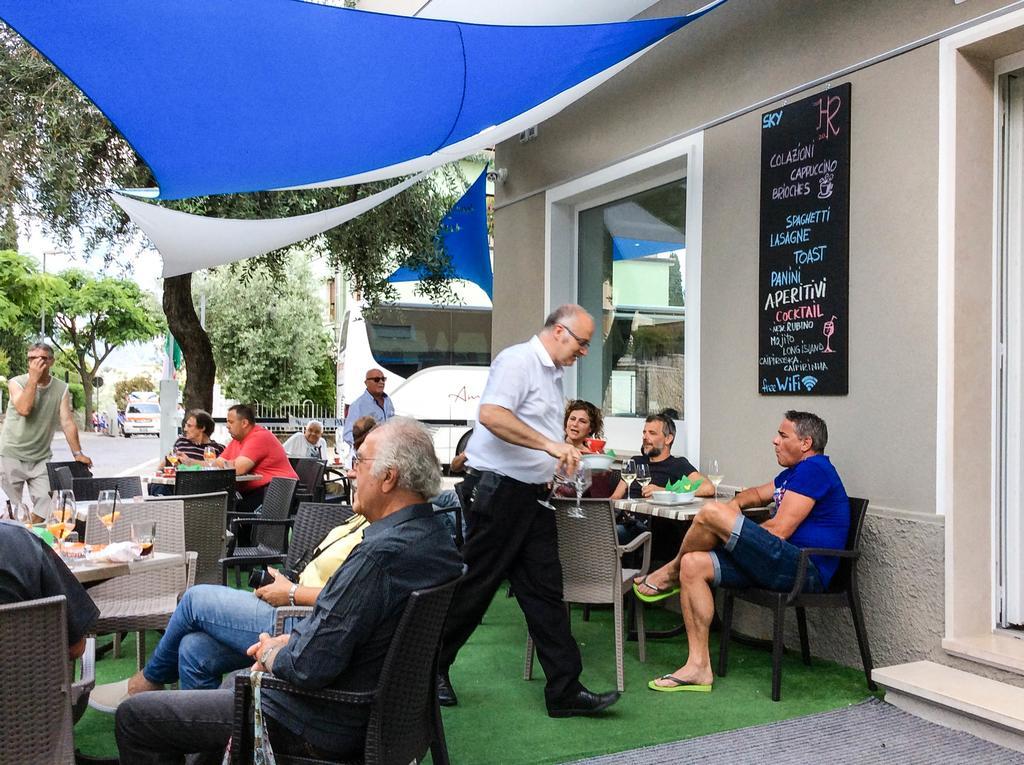 נאגו Hotel Rubino מראה חיצוני תמונה